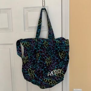 AERO Crossbody Tote